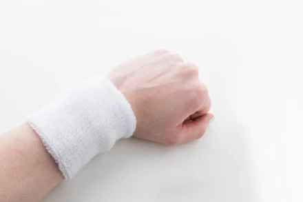 Sweber opaska na nadgarstek - biały (NAD-AP761057-01)