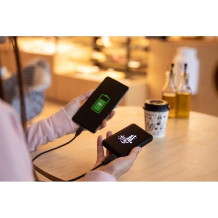 Power bank 5000 mAh RPET | Suzanne (NAX-V7967-03)