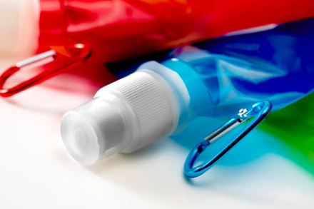 Trinkflasche 420 ml mit Karabinerhaken, faltbar (NAX-V6503-10)