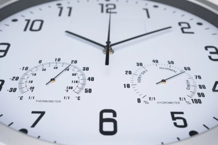 Zegar ścienny CrisMa - biały - (NMC-41238-06)