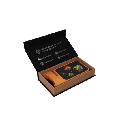 SCX.design W16 podświetlana bezprzewodowa podstawka ładująca z drewna 15 W (NPC-2PX06271)