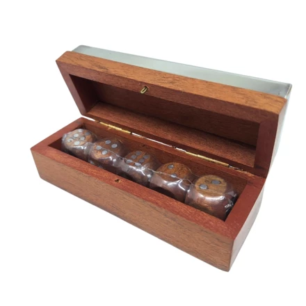 Gra w kości w pudełku drewnianym z metalowym topem - G1117 (NMT-223697)