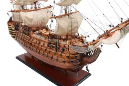 Ekskluzywny model żaglowca HMS Victory VIC80R (NMT-227190)