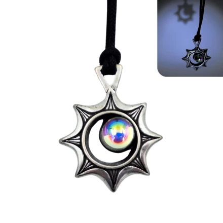 Naszyjnik Zaćmienie Słońca – Optyczna iluzja – Prezent dla podróżnika - ECL32 (NMT-322497)