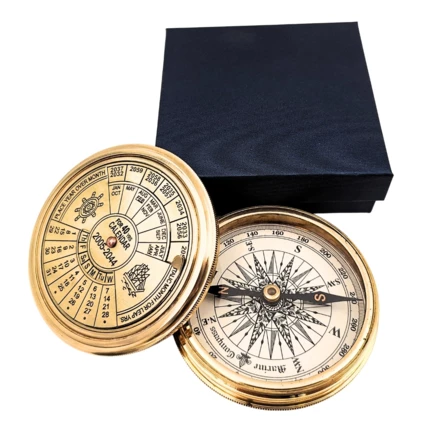 Kompas Mosiężny Retro + 40-letni Kalendarz w Eleganckim Pudełku – Prezent dla Żeglarza i Szefa – COM101 (NMT-323111)