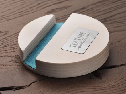 Drewniana podstawka pod telefon 1833121 (NJG-1833121)