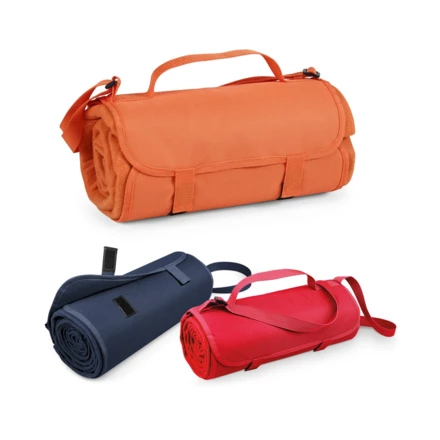 FLEECE. Fleece blanket with handle and strap (160 g/m²) (NPS-99077-105)