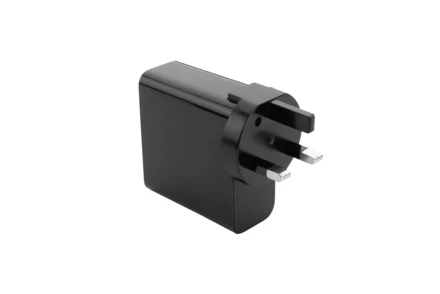 Adapter podróżny BANIAS Schwarzwolf - czarny - (NMC-B110060-0AJ303)