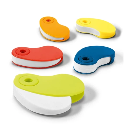 SIZA. White TPR eraser with PP protective cover (NPS-91935-128)