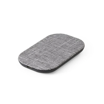 RENEWAL CHARGER. Fast 10W wireless charger in recycled PET (100% rPET) (NPS-97093-113)