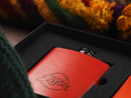 Zestaw wielkanocny piersiówka i etui RFID 1794131 (NJG-1794131)