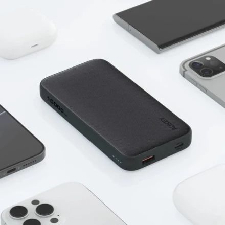 Power bank 10000 mAh Aukey (NAX-VAM13-03)